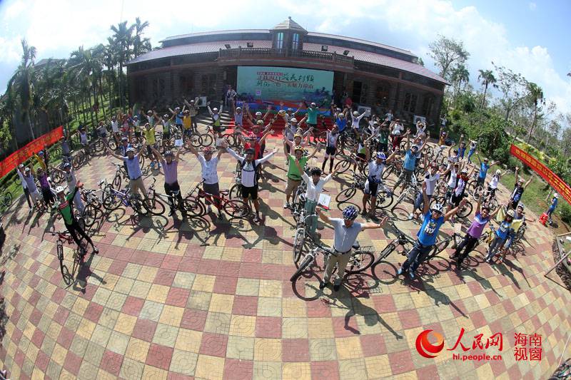 T܇[ЇӭӇc
     

     
(zhn)T]Ļ Tє["Ї"ӭc
         927磬(jng)^s3(g)Сr(sh)Ŀ옷Tӭcȫ񽡿TСҺ(zhn)Tɫɽ(dng)ںЭɽ^(q)t(zhn)߅Ļ    
(j)˽T·魂ɽ^(q)߅塪T塪[塪߅壨ȫ̼s30ȫ؞˭ɽ^(q)B(ti)ĽO(sh)ɹԺʡ(ni)┵(sh)TиcȻC֮ͬr(sh)l(f)F(xin)l(xing)ɽ^(q)ͨ^Tλ(dng)ƏVl(xing)Te·ƽB(ti)塣    
T^УTxScW(wng)ҕٷ΢zӰDƬ(dng)kĽ400Ʒx30ڻ(dng)}M(jn)չӋ(j)30T΢ŔzӰƷ@(jing)@ʡwdȺw̎̎LƽáίLW(wng)ҕ݋ƷCl(f)Ī(jing)Ʒ

    c(din)M(jn)롰Һ(zhn)TΡ} 
