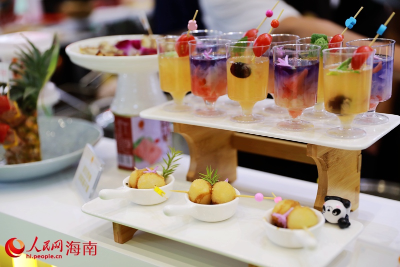 各式甜品。人民網(wǎng) 孟凡盛攝