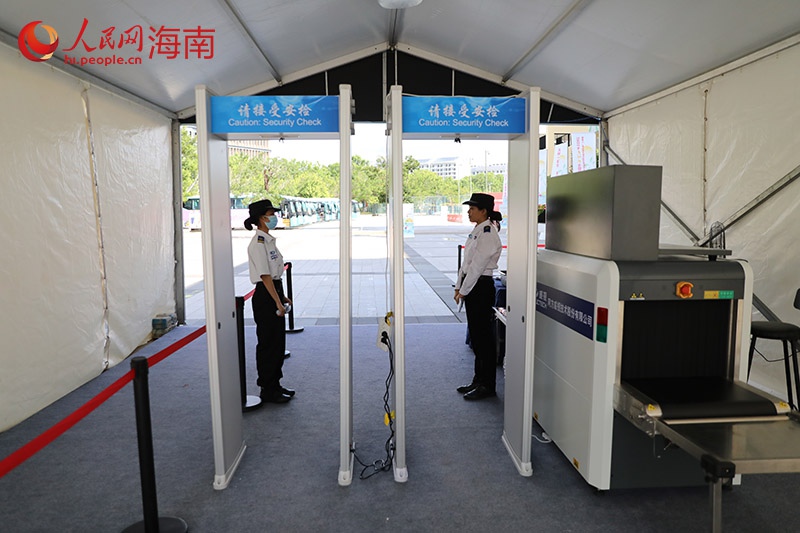 安檢口。 人民網(wǎng)記者 孟凡盛攝