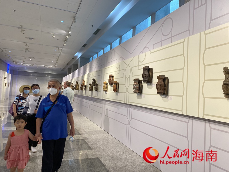 展覽現(xiàn)場。人民網(wǎng)記者 樊歡迪攝