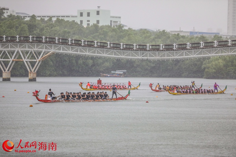 比賽現(xiàn)場(chǎng)。人民網(wǎng)記者 牛良玉攝