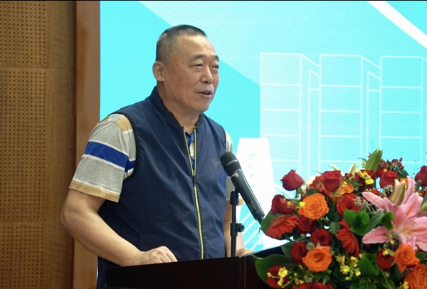 海南省旅游和文化廣電體育廳二級(jí)巡視員葛云峰宣布大賽啟動(dòng)。海南省博物館供圖