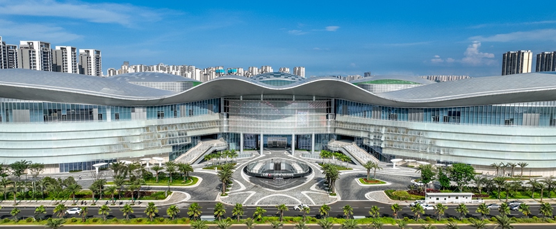 造型別致的cdf海口國際免稅城。中國旅游集團供圖
