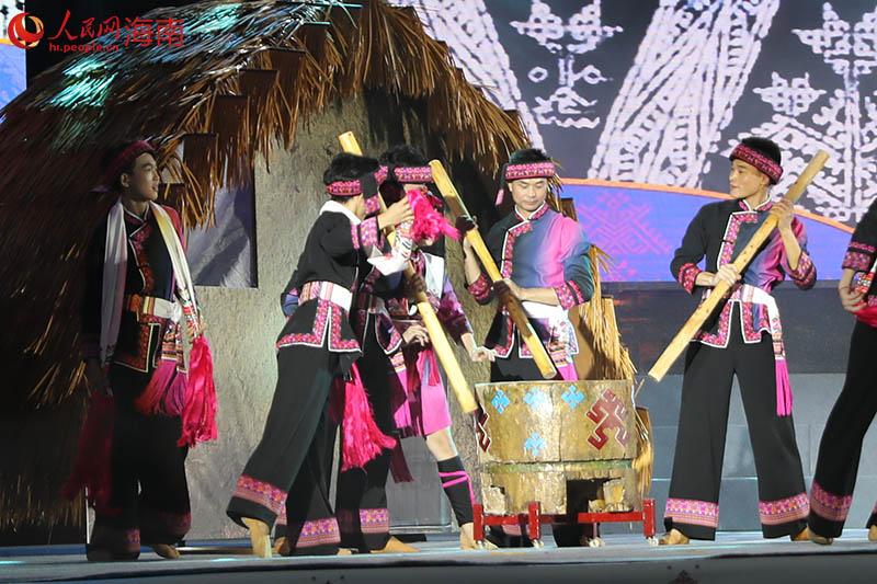 晚會(huì)現(xiàn)場(chǎng)。 人民網(wǎng)記者 孟凡盛攝