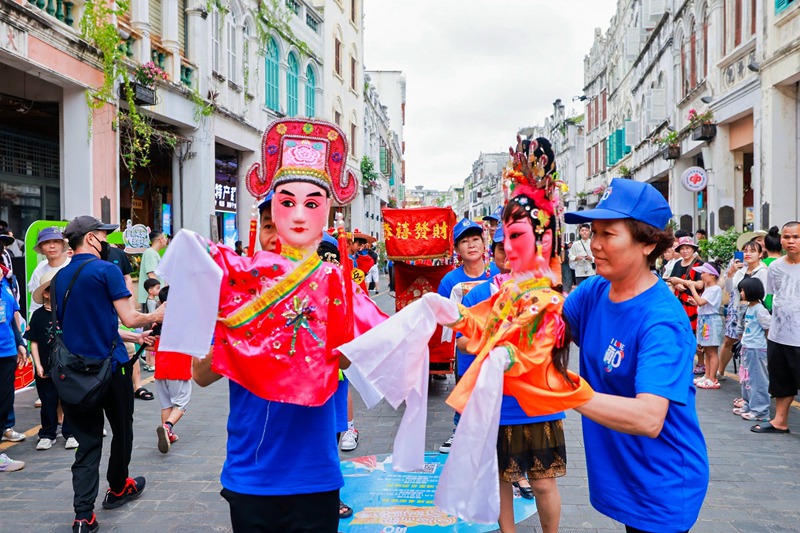 歡樂巡游現(xiàn)場。主辦方供圖