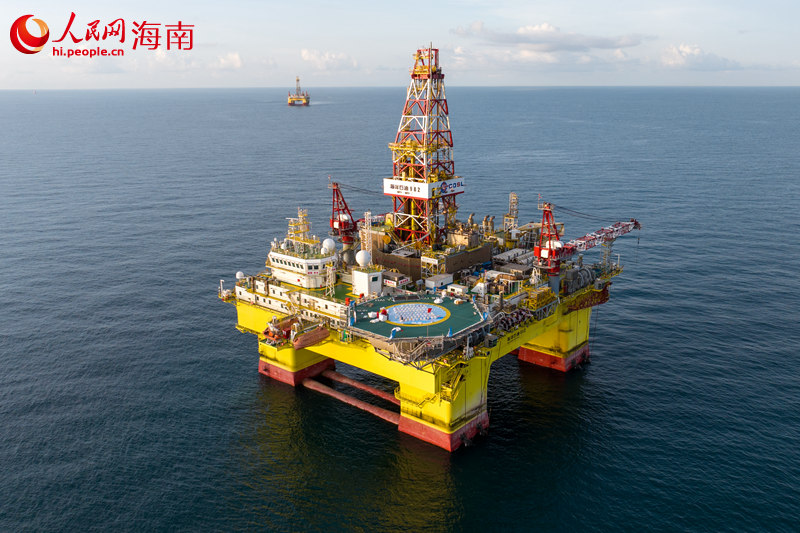 海洋石油982平臺(tái)。 人民網(wǎng)記者 孟凡盛攝