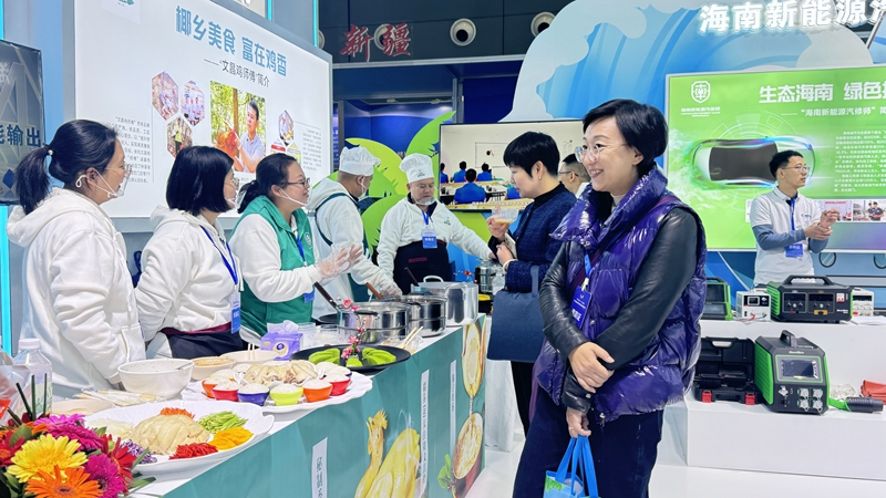 “文昌雞師傅”勞務品牌展示。主辦方供圖