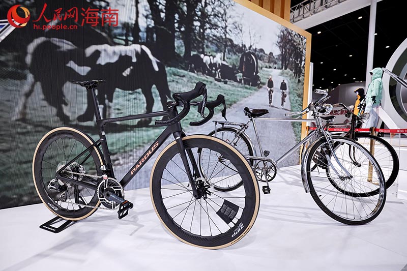 自行車展區(qū)。 人民網(wǎng)記者 孟凡盛攝12