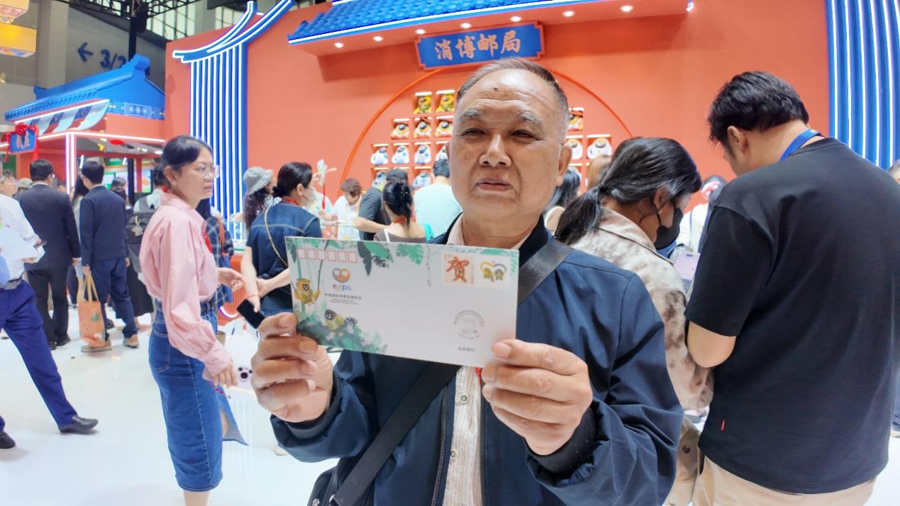 消博郵局人氣滿滿。黃文燕攝