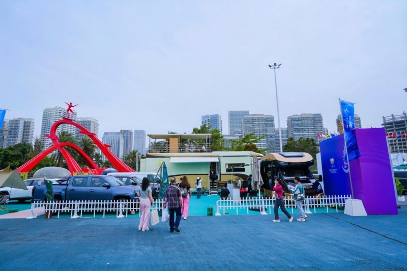 2、消博會期間的露營與整車產(chǎn)品展示專區(qū)。