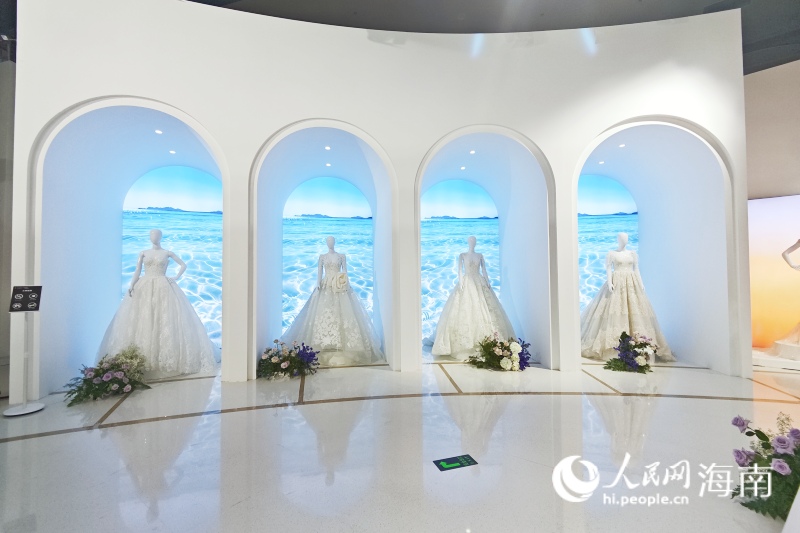 三亞國(guó)際游艇展區(qū)婚尚館。 人民網(wǎng) 枉源攝