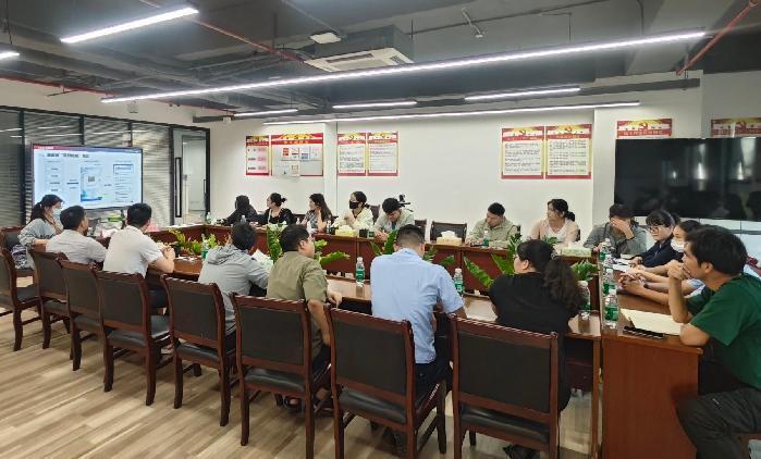 崖州區(qū)組織召開“互聯(lián)網(wǎng)+監(jiān)管”系統(tǒng)應(yīng)用專題培訓(xùn)會。崖州區(qū)營商環(huán)境建設(shè)局供圖