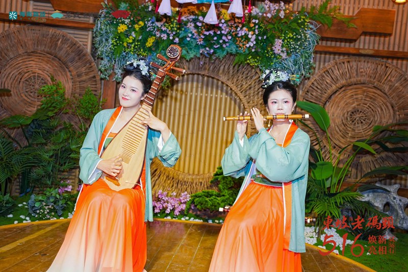 街區(qū)給游客帶來沉浸式文化體驗(yàn)。主辦方供圖