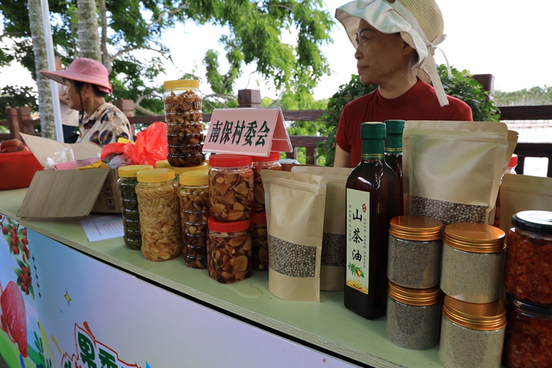 農(nóng)副產(chǎn)品展示。