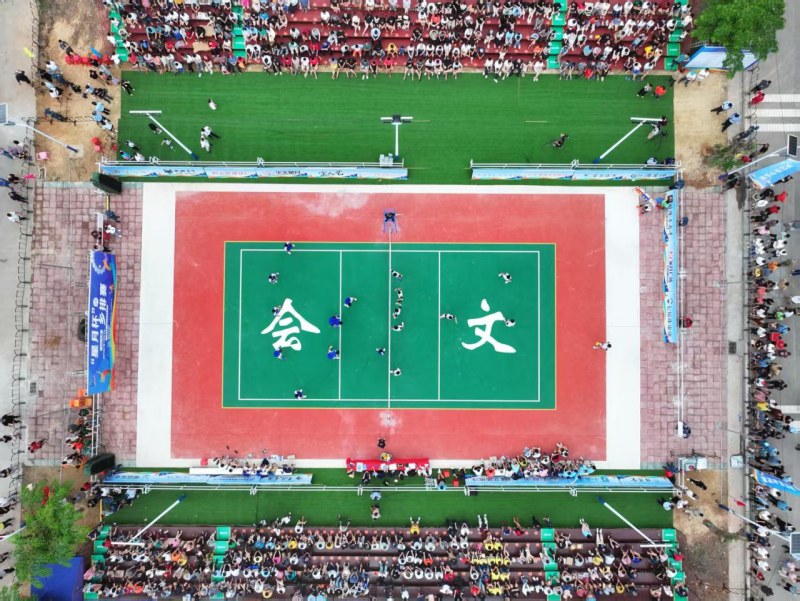 “星月杯”2025年會(huì)文鎮(zhèn)鄉(xiāng)村排球邀請(qǐng)賽現(xiàn)場(chǎng)。主辦方供圖