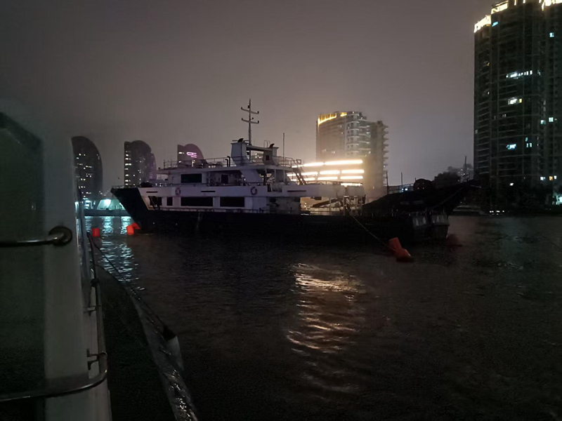 走錨的船舶。三亞海事局供圖